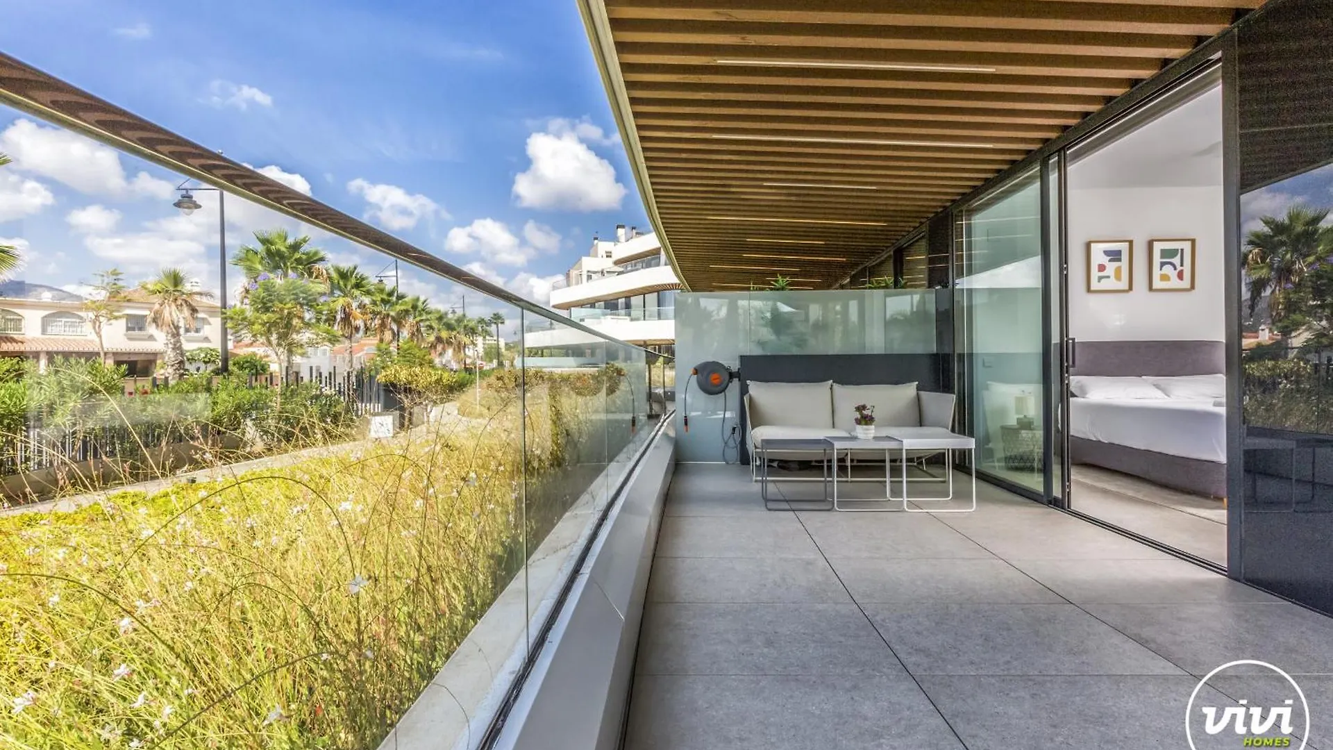 Vivi Homes - Galatea Pool, Gym, Sauna & Beach Torremolinos Apartment