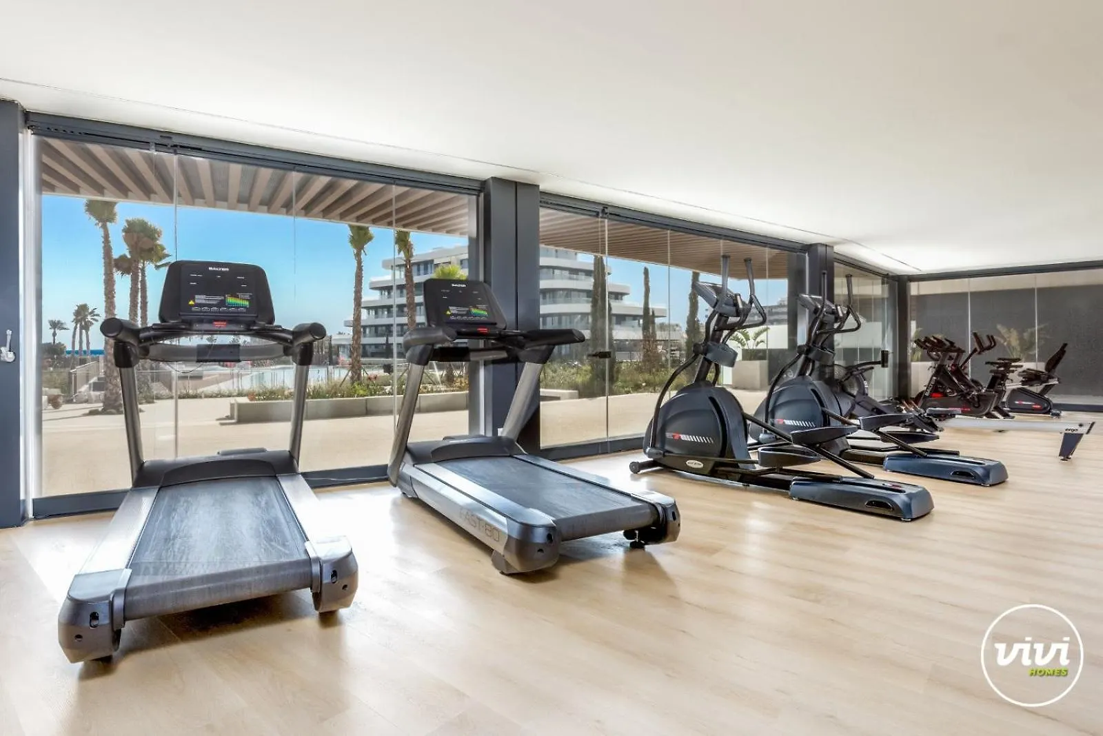 Apartamento Vivi Homes - Galatea Pool, Gym, Sauna & Beach Torremolinos